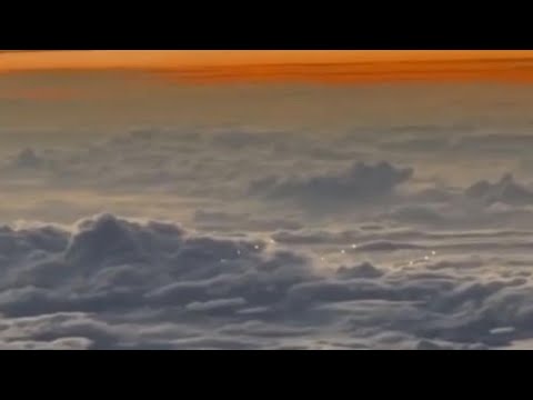 Pilot records possible UFO sighting
