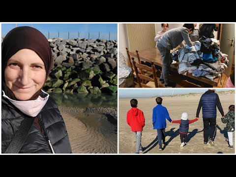 Tesoros en la playa de Zeebrugge (Bélgica) + vemos crop circles + Primera ropa del bebé