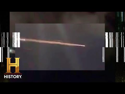 TWIN UFOS TEAR OPEN THE AUSTRALIAN SKY | The Proof Is Out There (Season 2)