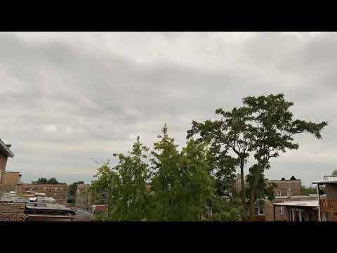 UFO SIGHTING 2021!!!!! PART 574 IT WAS A VERY GLOOMY MORNING BUT THE UFO WAS STILL THERE