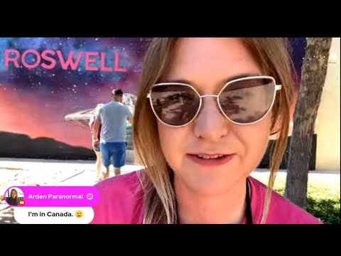 WE SAW LUE! FULL MUSEUM WALKTHROUGH AND ROSWELL FESTIVAL LIVE!!!!❤️🛸💎🛸🤣👽